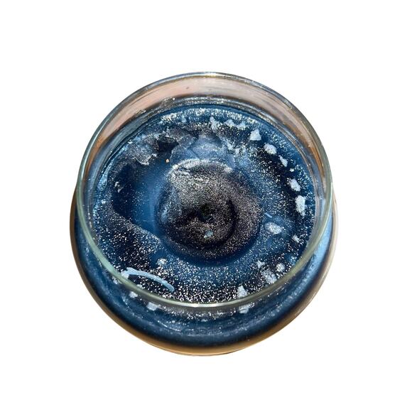 New Yankee Candle 22 oz Warm Luxe Cashmere Jar Candle - Picture 2 of 4